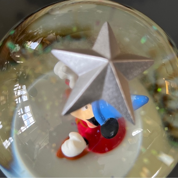 Disney Store Mickey Mouse Sorcerer’s Apprentice Fantasia Snow Globe Alice Bambi - Picture 7 of 7
